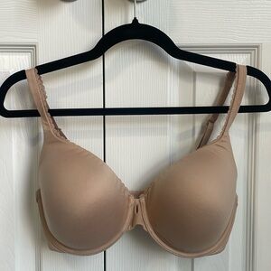 Victoria’s Secret “Body by Victoria Lined Perfect Coverage” size 32DDD
